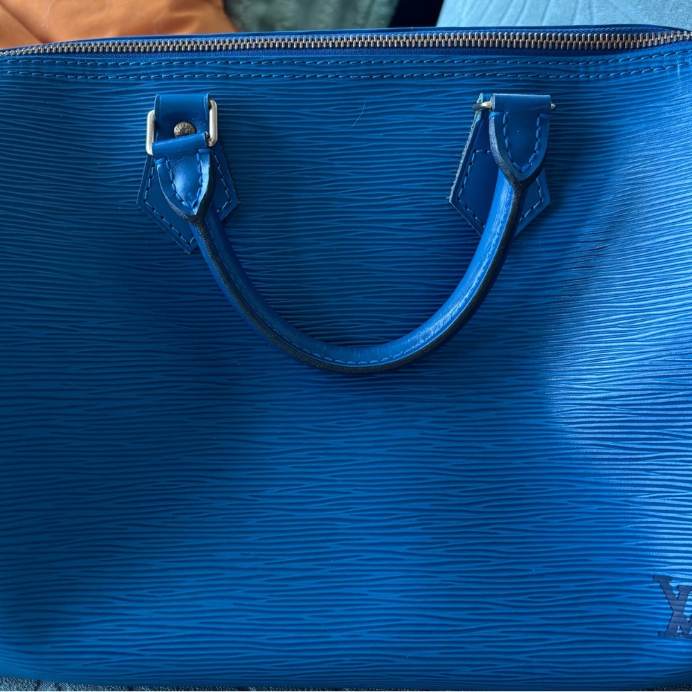 Louis Vuitton Vibrant Blue Epi Leather Tote